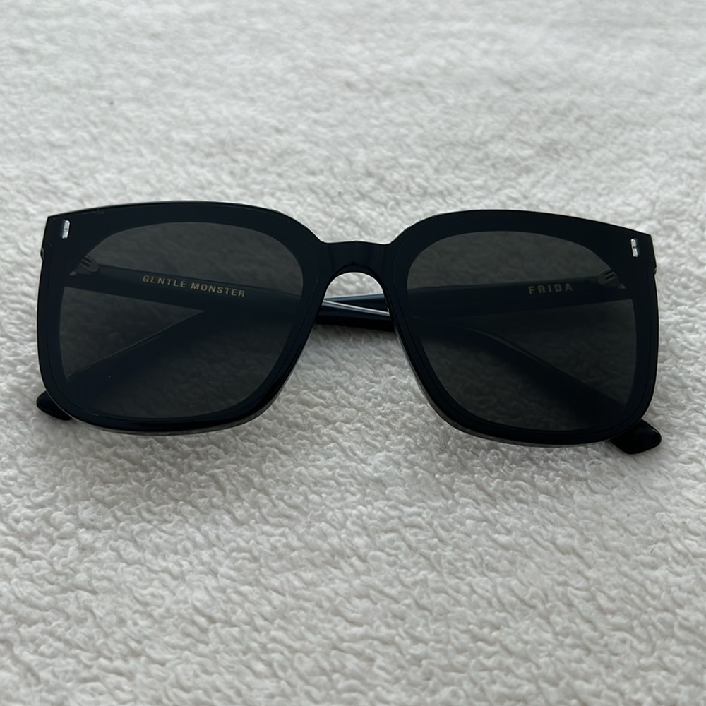 Gentle Monster Frida Sunglasses Gem